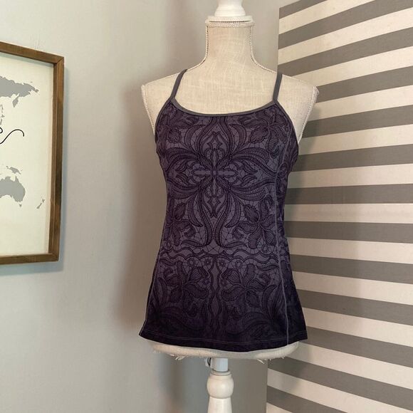 Athleta Gray & Black Medallion Print Harmonious Tank Top with Shelf Bra Sz S - Picture 1 of 9